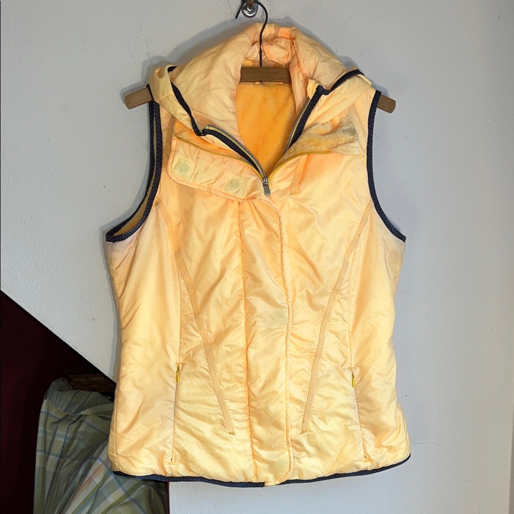 Lululemon‎ Orange Hooded Puffer Vest Women Size 10 Quilted Hooded Vest